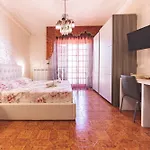 - E Bed & Breakfast 3*