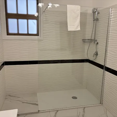 Bed and breakfast - E 4*