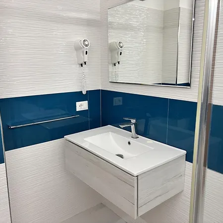 - E Bed and breakfast 4*